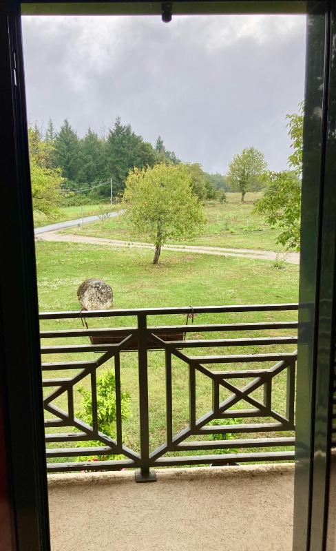 Triple Room with Garden View image 4
