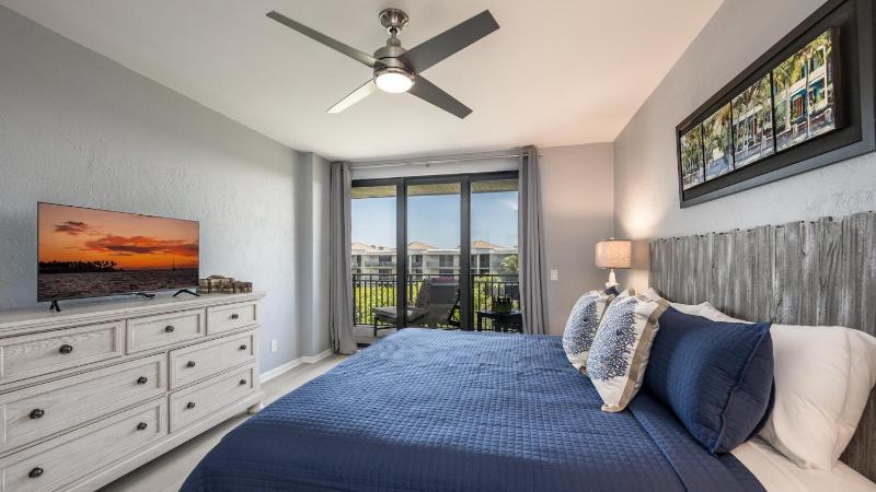 Suite Sanctuary by Last Key Realty - image 14