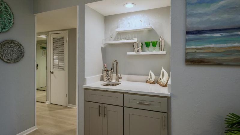 Suite Sanctuary by Last Key Realty - image 19