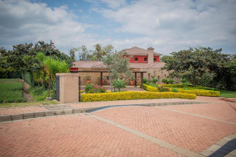 Casa Santa Fe De La Villa - image 12