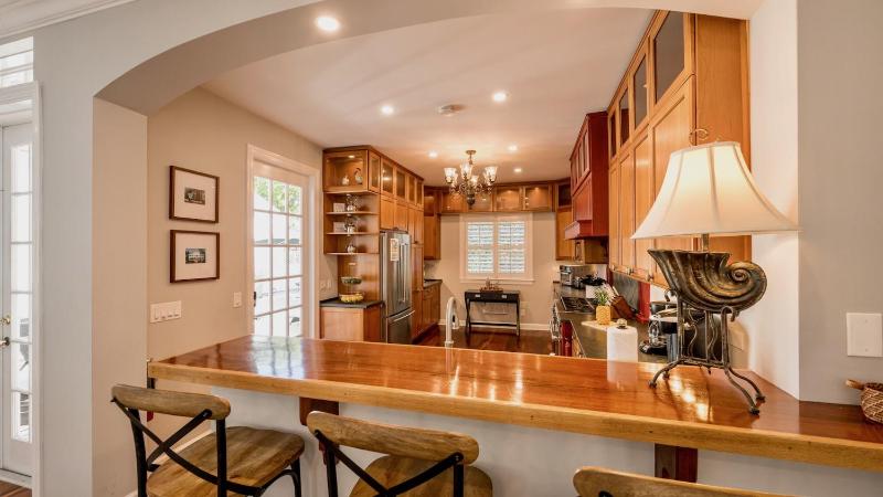 Diamond Girl by Last Key Realty - image 12