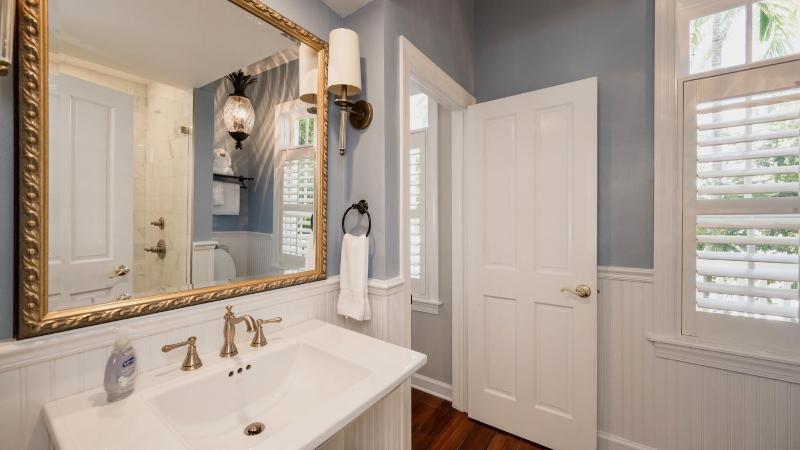 Diamond Girl by Last Key Realty - image 28