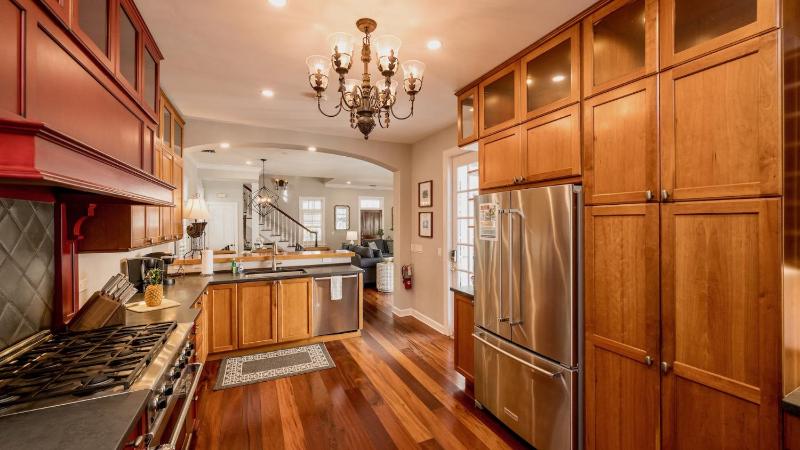 Diamond Girl by Last Key Realty - image 8