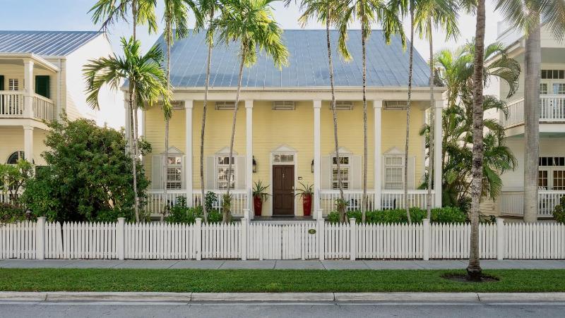 Diamond Girl by Last Key Realty - image 24