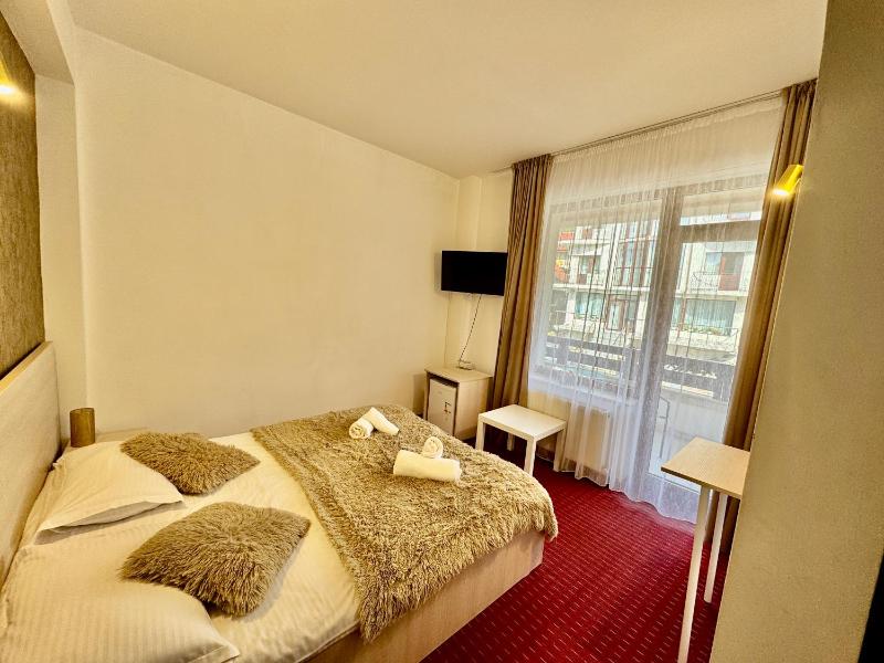 Standard Double Room image 2