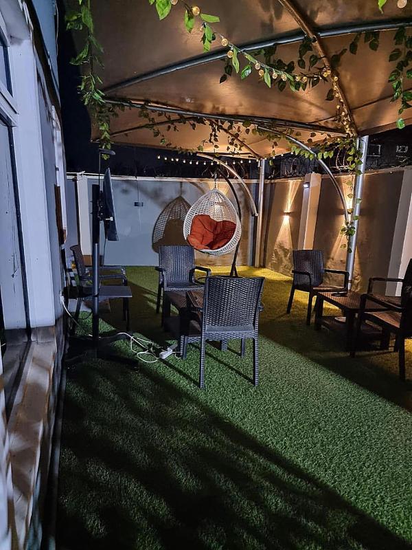 JKA 2-BEDROOM-Apt 24HRS POWER Unlimited WIFI  GARDEN PATIO AREAFREE DAILY HOUSEKEEPING - image 16