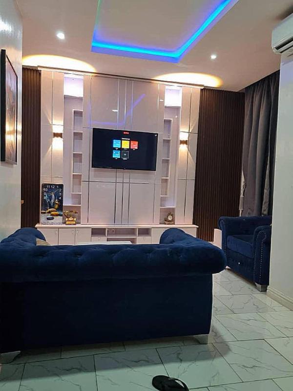 JKA 2-BEDROOM-Apt 24HRS POWER Unlimited WIFI  GARDEN PATIO AREAFREE DAILY HOUSEKEEPING - image 11