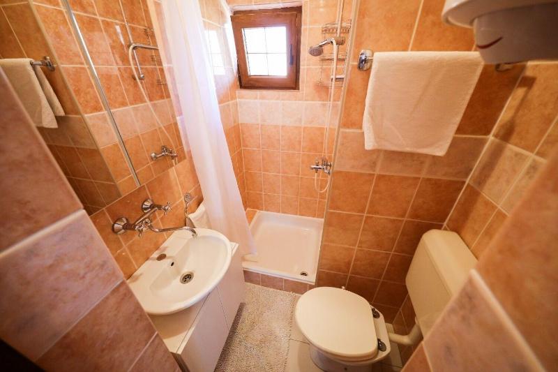 Apartments Vesna - image 35