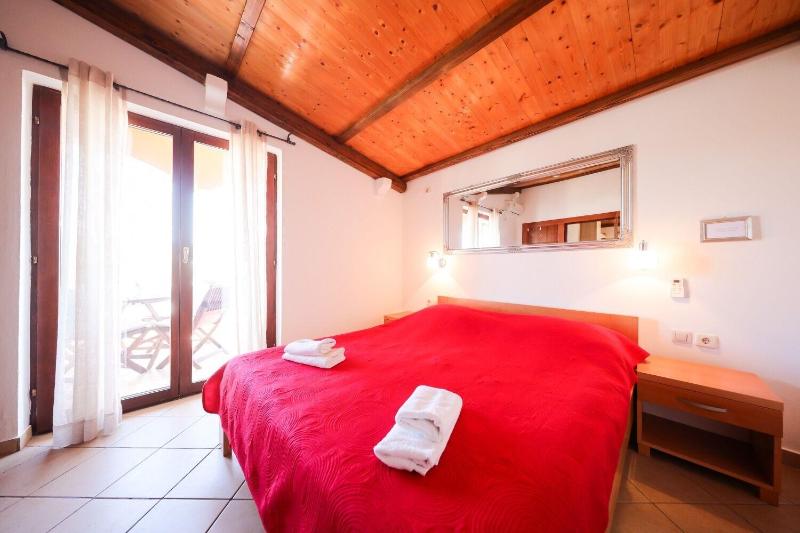 Apartments Vesna - image 15