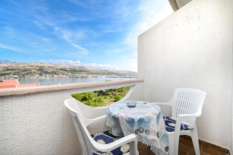 Two-Bedroom Apartment with Terrace and Sea View image 4
