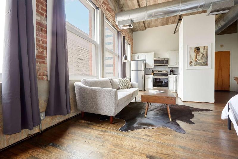 Wellness Studio Apartment with King Bed - Non-Smoking image 3