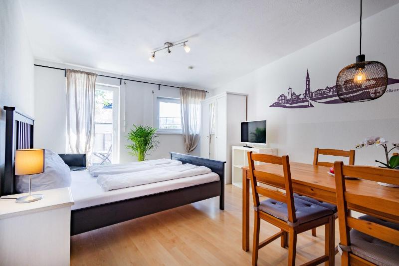 Apartment with Balcony image 4