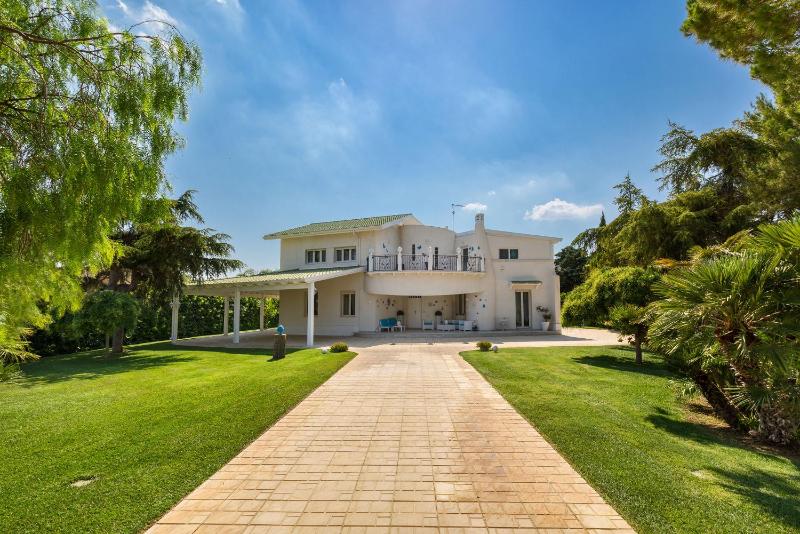 Villa with Private Pool image 2