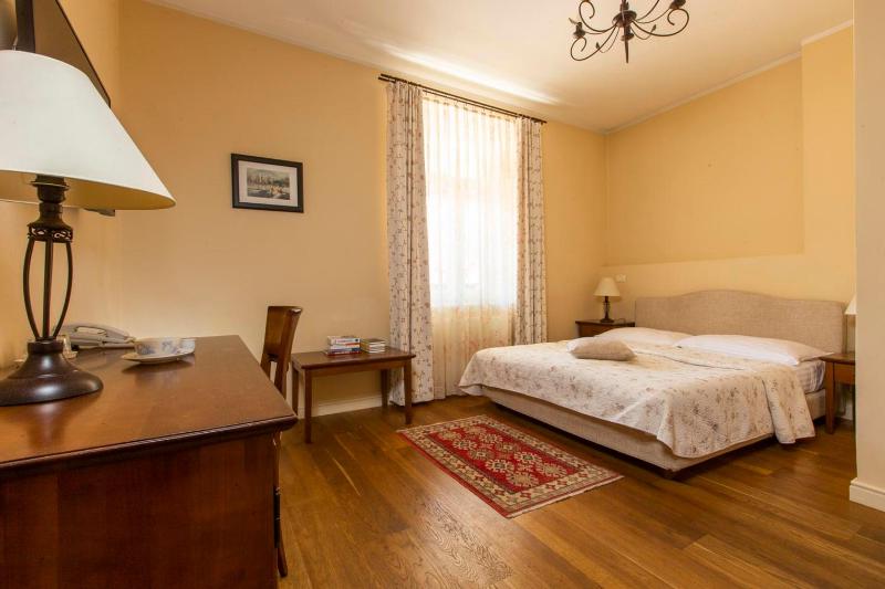 Standard Double Room image 1