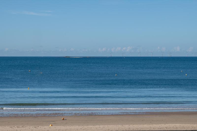 10m de la plage - 2 adultes et 2 enfants - image 4