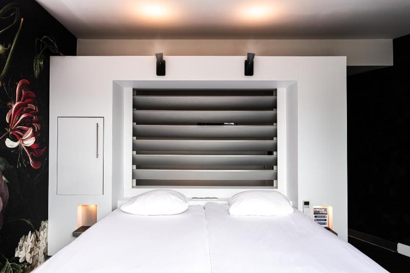 Comfort Twin Room image 2