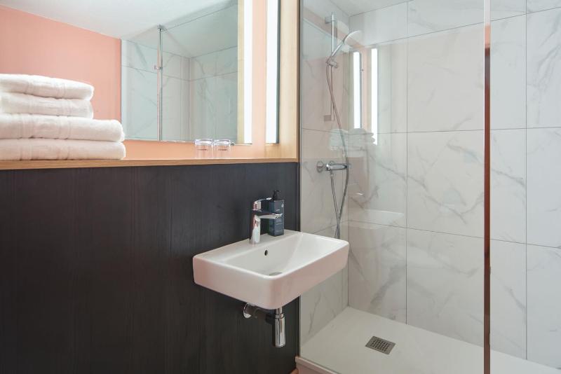 Superior Double Room image 2
