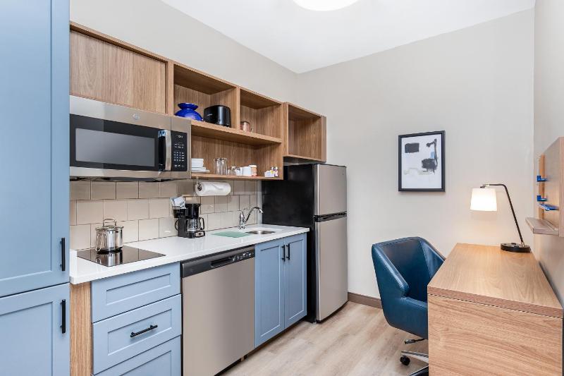 Studio Queen Suite with Two Queen Beds - Communications Accessible image 1