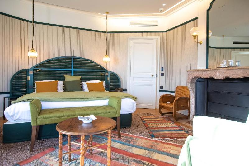 Junior Suite with Mountain View -  Chateau image 3