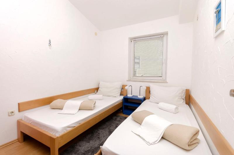 Apartments and Rooms Mladen - image 44