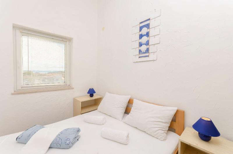 Apartments and Rooms Mladen - image 25