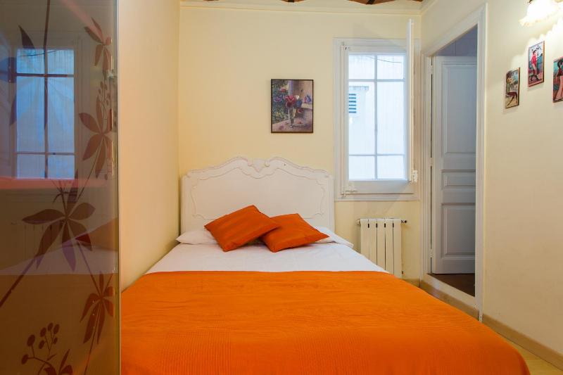 Charming Central Apartment Big Sunny Terrace! - image 7