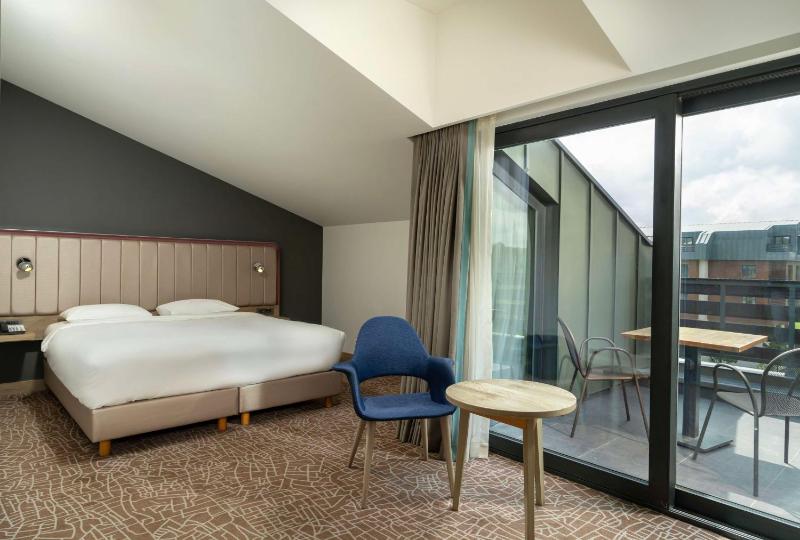 Superior Room with Balcony and Forest View image 1