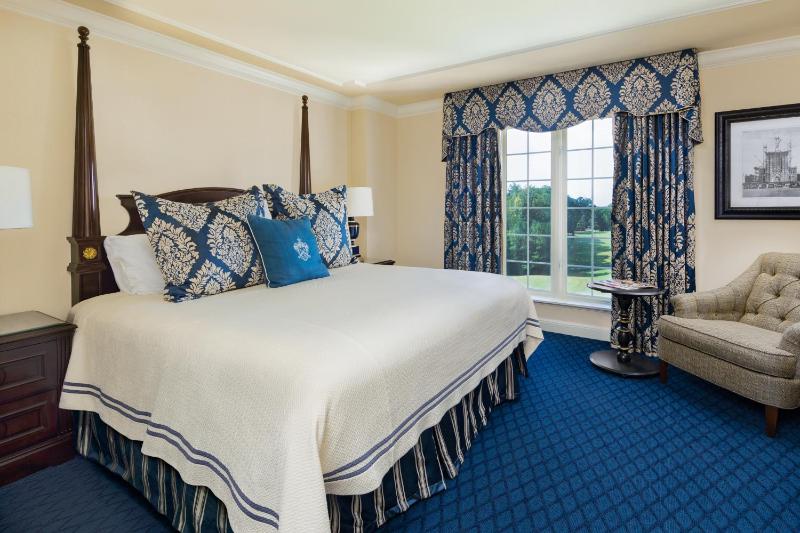 Junior Suite with Golf View image 2