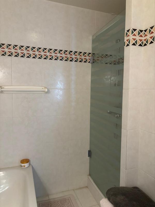 Hastings apt 2 chambres hyper centre de Deauville avec parking - image 5