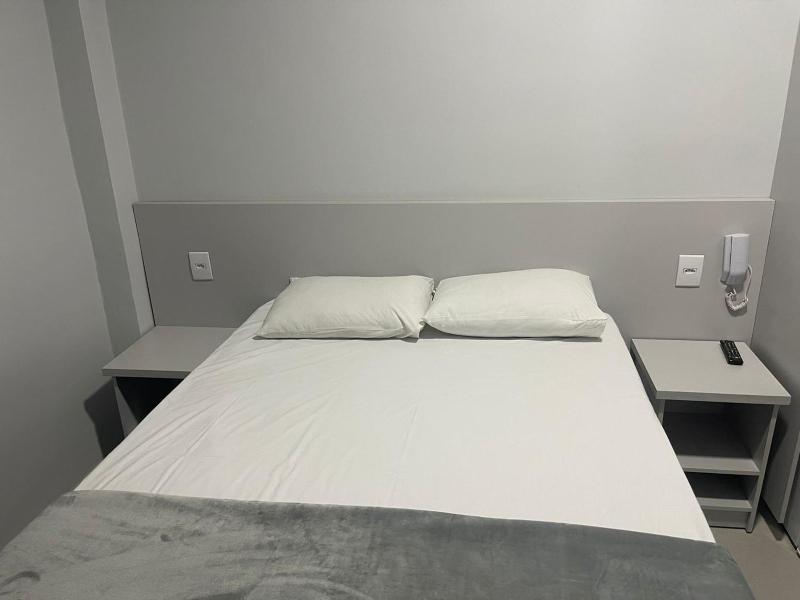 Hotel Rio Branco - Melhor Opção Perto da 25 de Março Santa Ifigênia e Metrô República - image 15