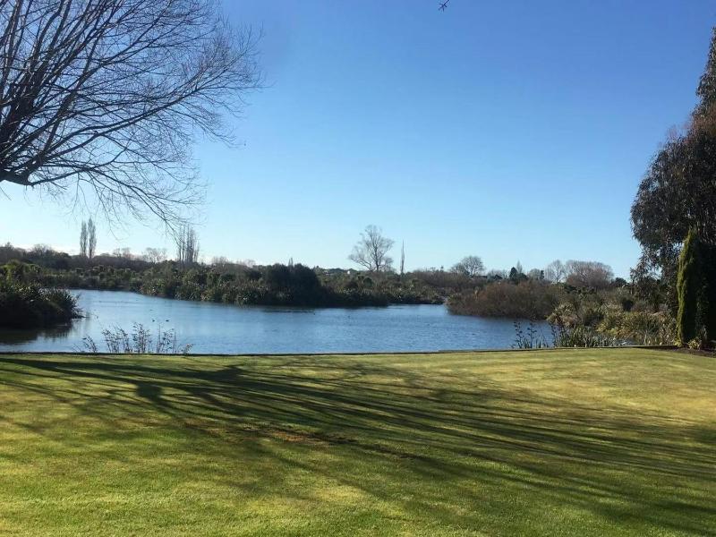 Calm Swan Villa - image 21
