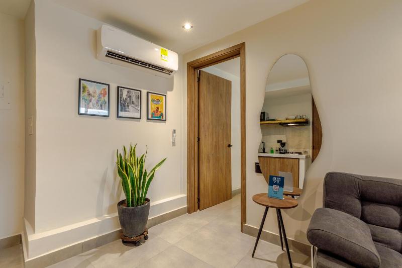 De la cruz Studio Apartments - image 14