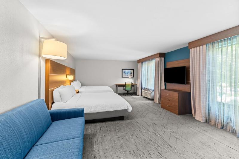 Suite with Two Beds - Non-Smoking image 3