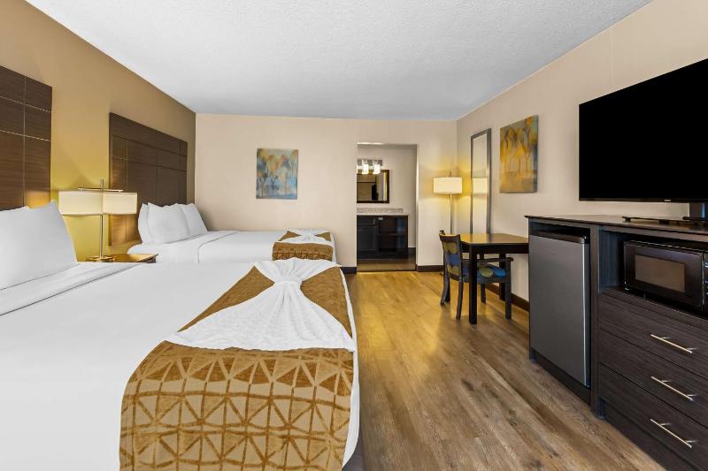 Best Western Toni Inn - image 9
