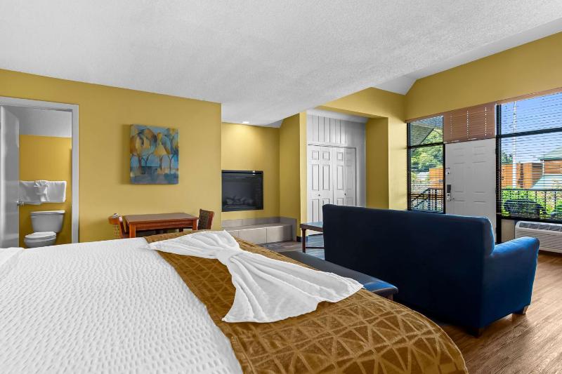 Best Western Toni Inn - image 3