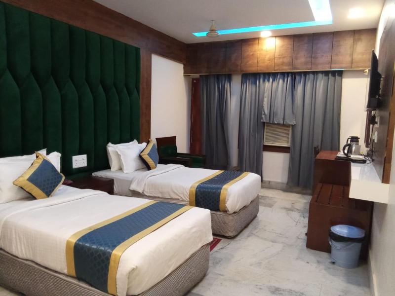 Hotel Taj Darbar - image 13