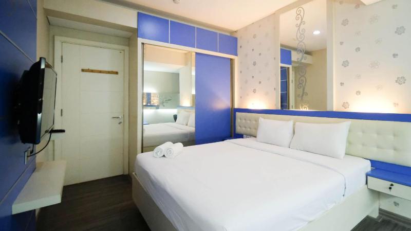 Strategic and Comfy 2BR Apartment at Trillium Residence By Travelio - image 5