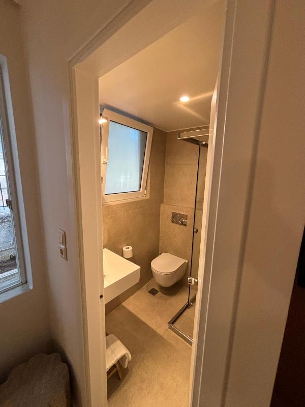 Economy Single Room image 4