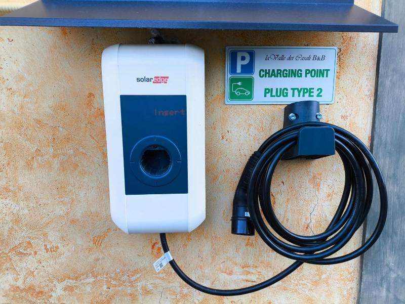 Standard Double or Twin Room image 3