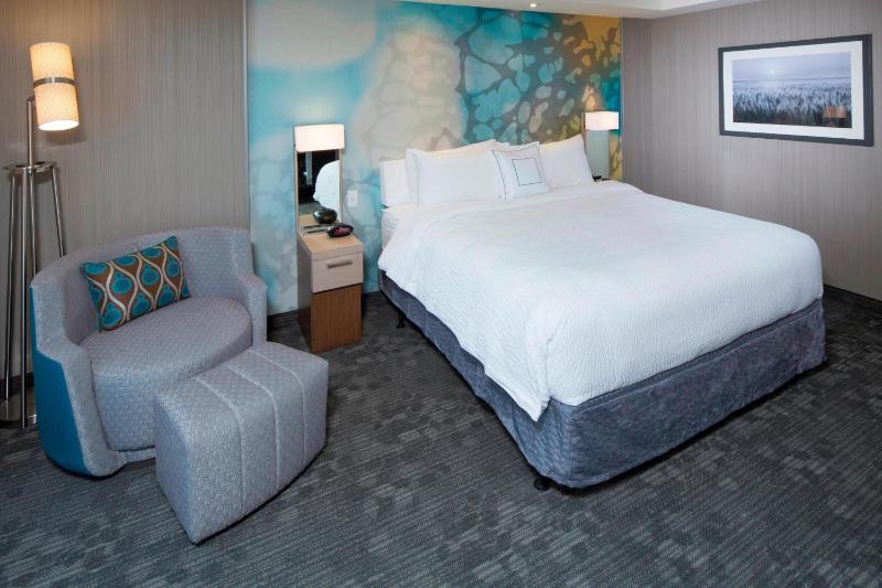 King Room image 3
