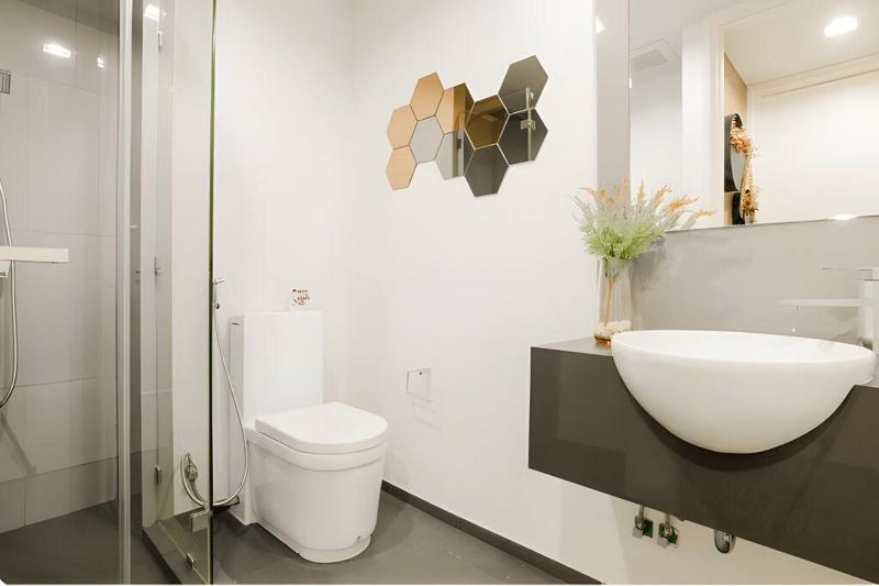 Luxury 70Sqm 2 BR Condo Next to Walking Street - image 16