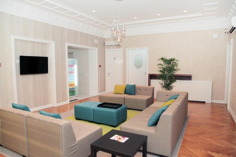 Hostel Karavan Inn - image 1