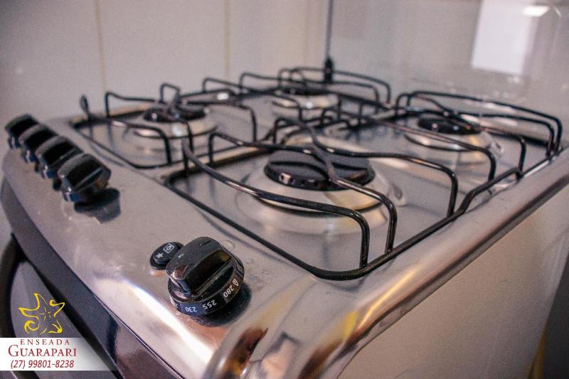 MELHOR ESCOLHA - 90 metros da Beira Mar - 2 Quartos com AR CONDICIONADOS SPLIT Air Fryer Wi-Fi Disney Plus Star Plus HBO Max Cadeiras de Praia Caixa Térmica - 7 pessoas - Perto de tudo! - image 11