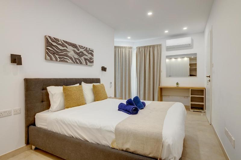 Cool Waters Holiday Apartments by Buena Vista - image 7