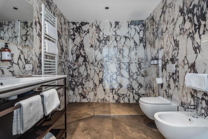Superior Double or Twin Room image 3