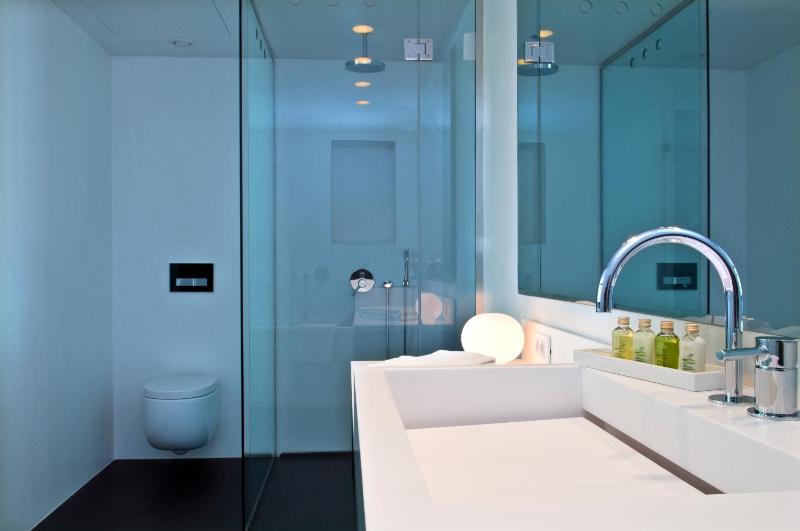 Standard Apartment image 3