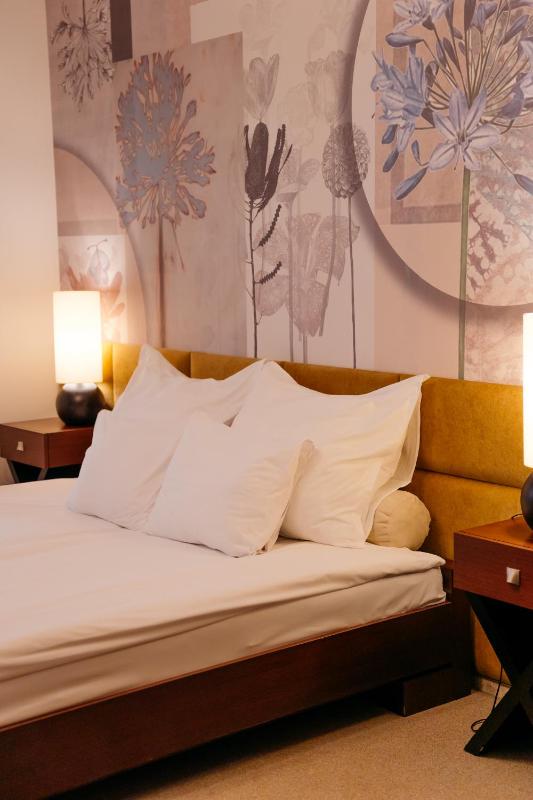 Double Room image 1