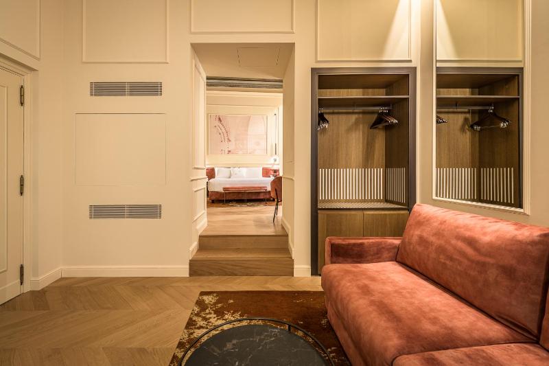 Junior Suite image 3