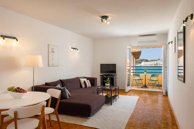 Old Town Suites and Rooms - image 2