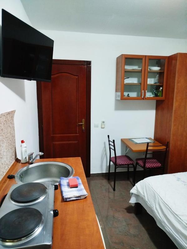 Double Room image 1